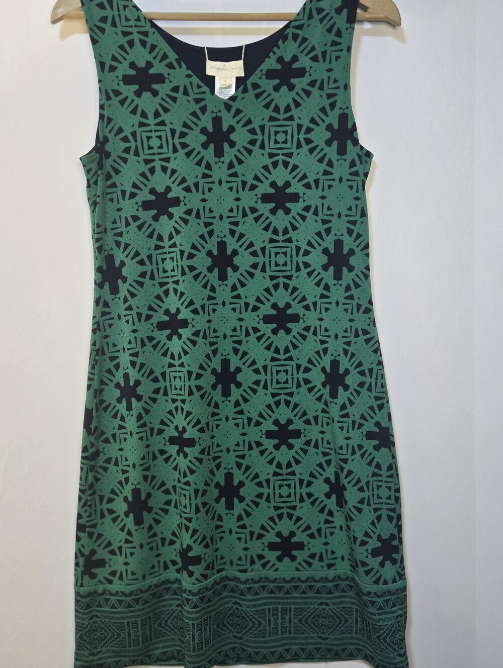 Magnolia Grace Reversable Size S, Sleeveless Strethcy dress, 2 Dresses In One!